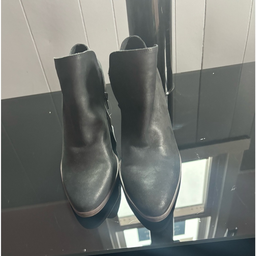 Lucky Brand booties